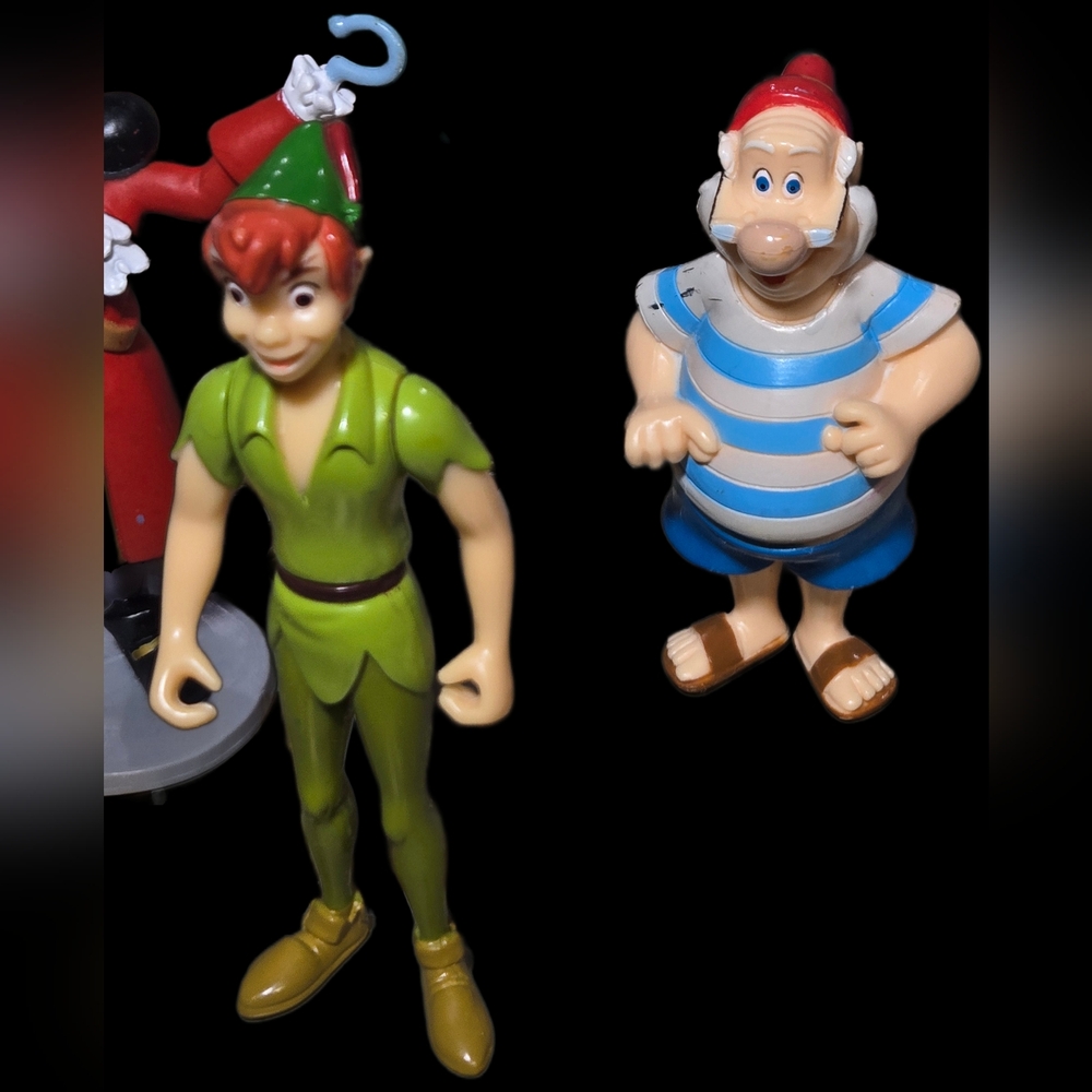 Peter Pan Mixed Figurine Bundle - Picture 3 of 4